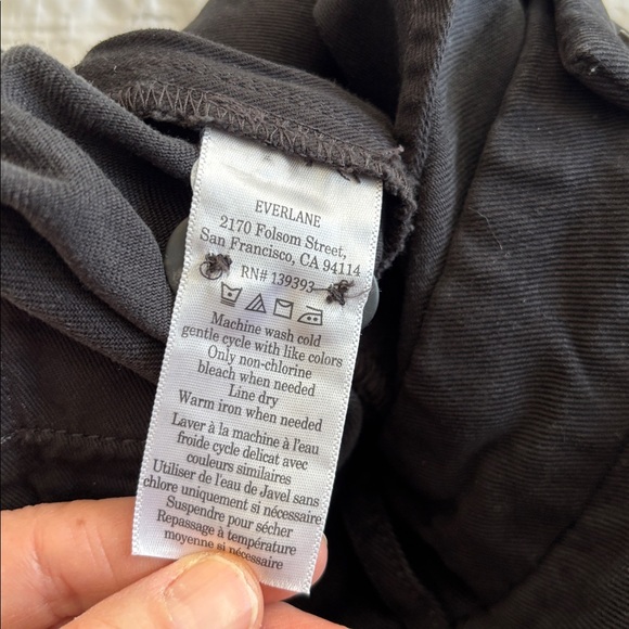 Everlane The Trouser In Buttersoft Black
size 10
NWT
Casual effortless - Picture 13 of 17